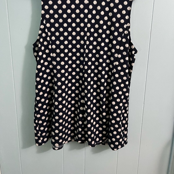 Charter club sleeveless top. Size xl. Blue with white polka dotes. - Picture 2 of 6